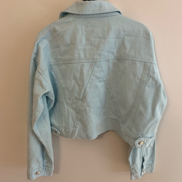 NWT Elizabeth and James Cropped Denim Oversized Fit Jean Jacket - Picture 7 of 10